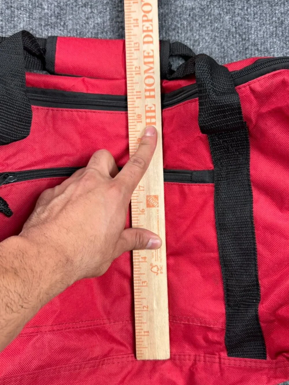 Protégé Unisex Red Cargo Duffel Bag Travel Luggage Gym Carry On 21